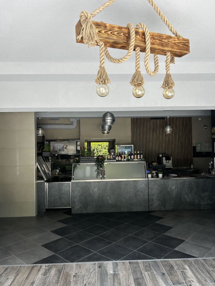 GRAND PROMENADA